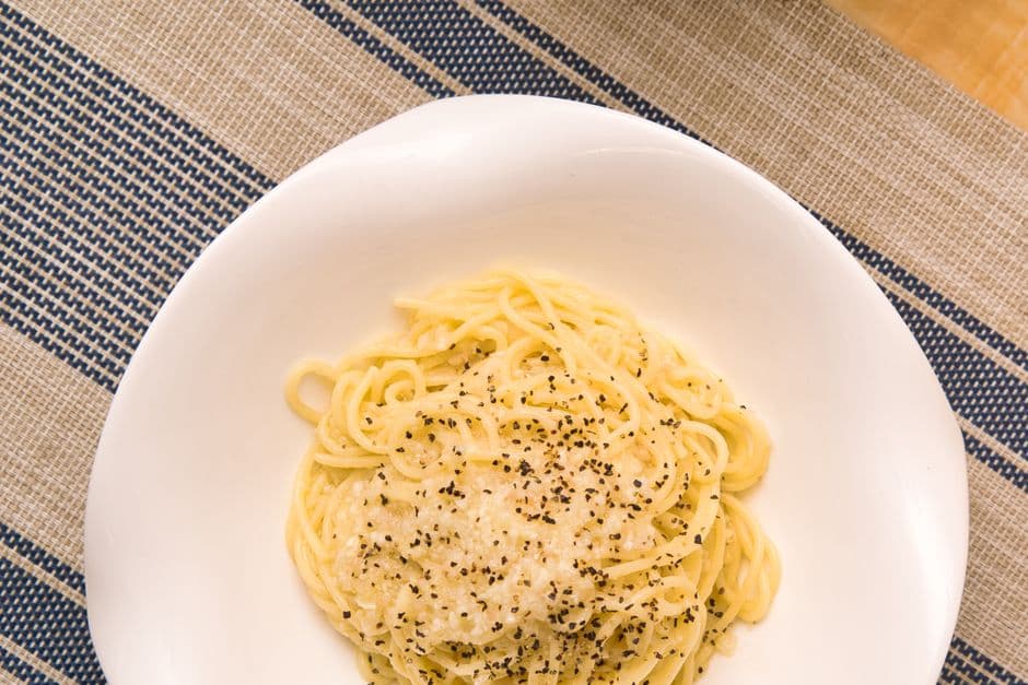 cacio e pepe pasta