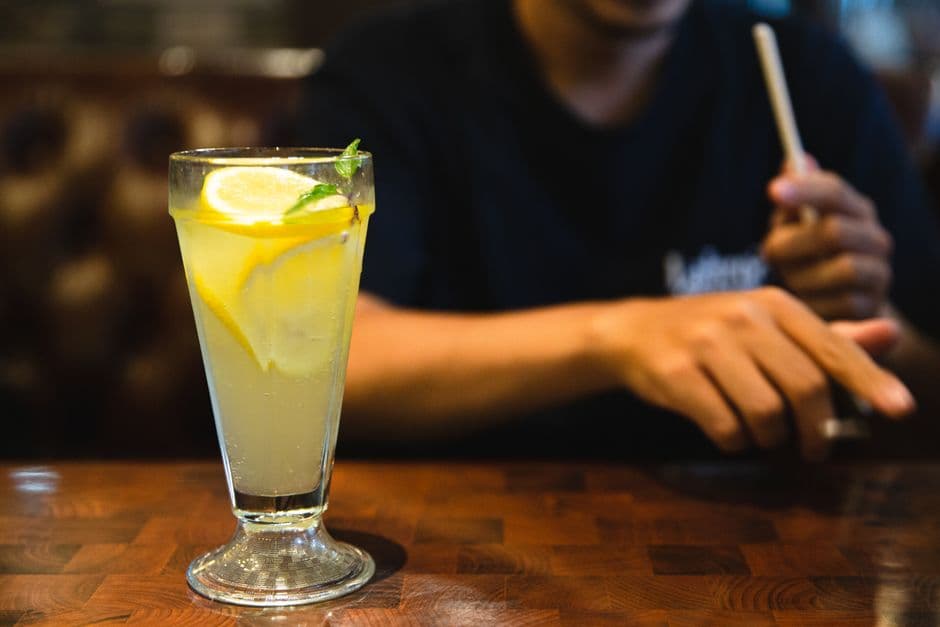 house lemonade with mint